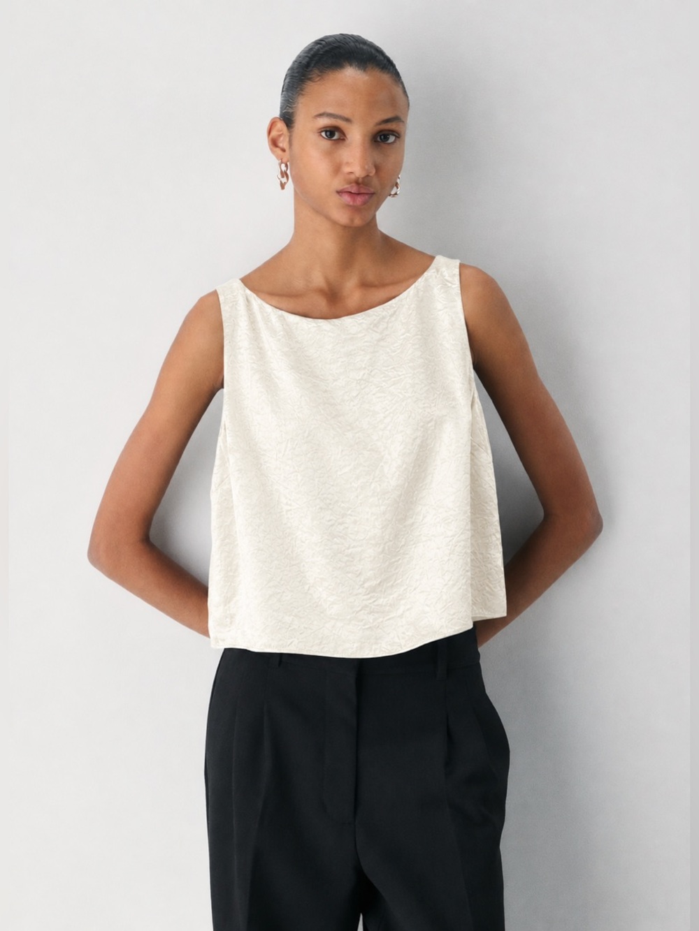Aritzia Babaton Cunning Satin Top | Light Birch